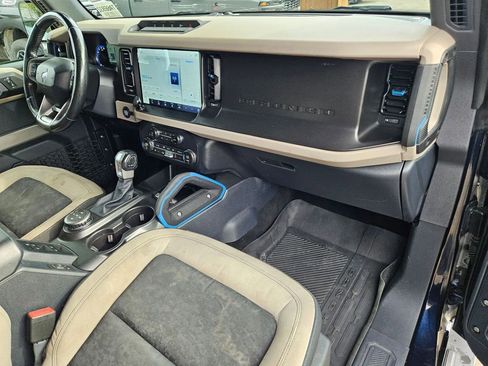 Used 2021 Ford Bronco Wildtrak AWD/4WD image 19