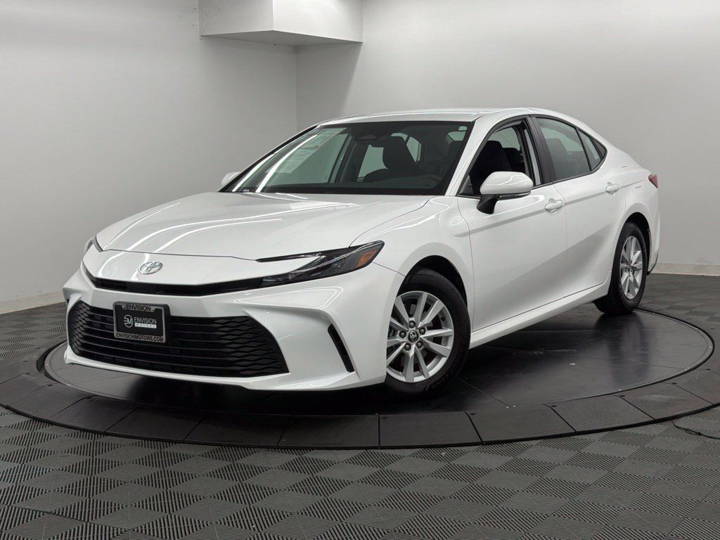 Used 2026 Toyota Camry LE FWD image 3