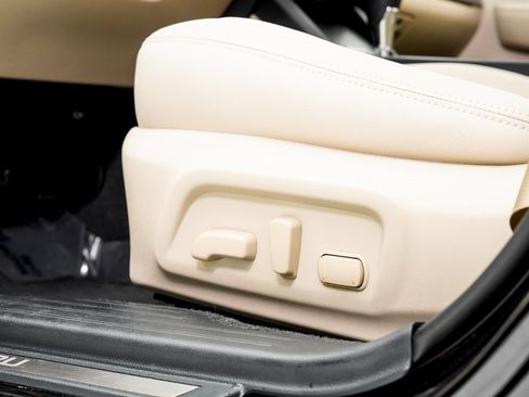 Used 2016 Subaru Outback 2.5i Limited image 11