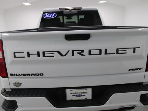 Used 2024 Chevrolet Silverado 1500 RST w/ Convenience Package II AWD/4WD image 8