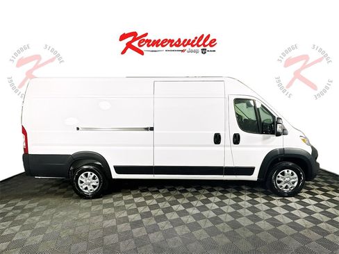 New 2026 RAM ProMaster 3500 w/ Quick Order Package 22G SLT image 8