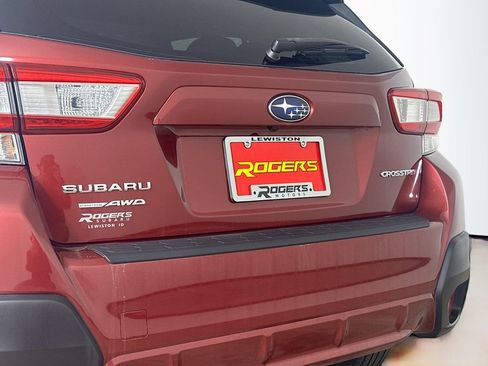 Used 2019 Subaru Crosstrek 2.0i Premium w/ Moonroof Package image 23