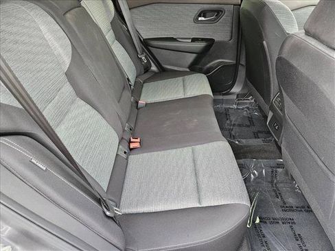 Used 2023 Nissan Rogue SV FWD image 22
