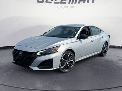Used 2023 Nissan Altima 2.5 SR