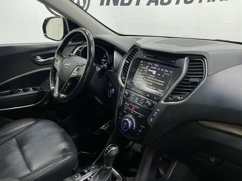 Used 2018 Hyundai Santa Fe Limited image 20