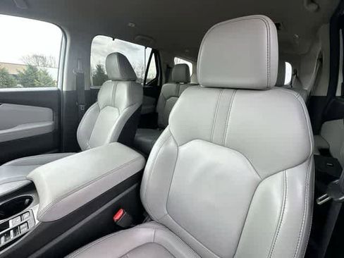 Used 2024 Honda Pilot EX-L image 15