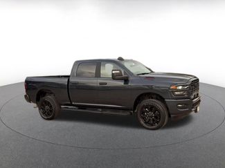 Used 2025 RAM 2500 Big Horn video 2