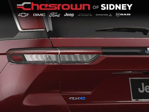 Used 2024 Jeep Grand Cherokee Limited 4xe w/ Luxury Tech Group II AWD/4WD image 12