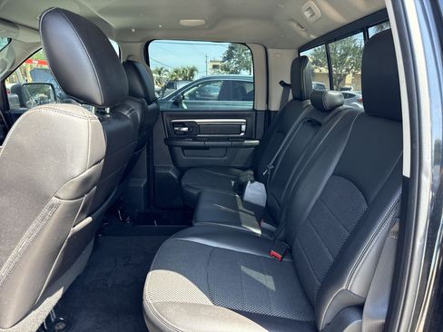 Used 2017 RAM 1500 Sport w/ Black Ram 1500 Sport Group AWD/4WD image 10