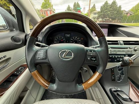 Used 2012 Lexus RX 350 AWD w/ Premium Pkg image 18