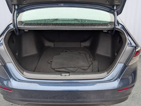 Certified 2025 Honda Accord SE image 10