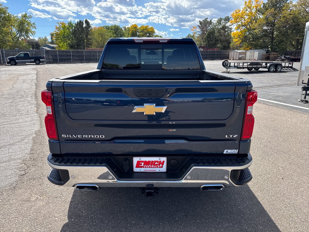 Used 2021 Chevrolet Silverado 1500 LTZ AWD/4WD image 4