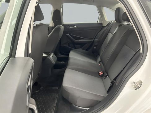 Used 2019 Volkswagen Jetta S image 9