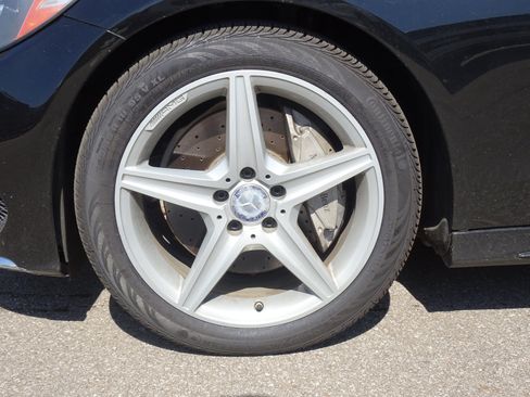 Used 2015 Mercedes-Benz C 300 4MATIC Sedan image 11