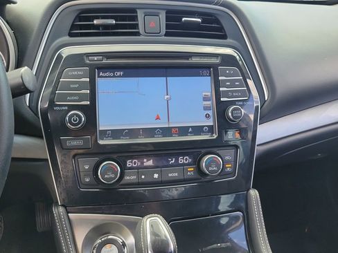 Used 2017 Nissan Maxima 3.5 SV image 21