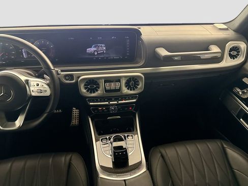 Used 2023 Mercedes-Benz G 550 image 24