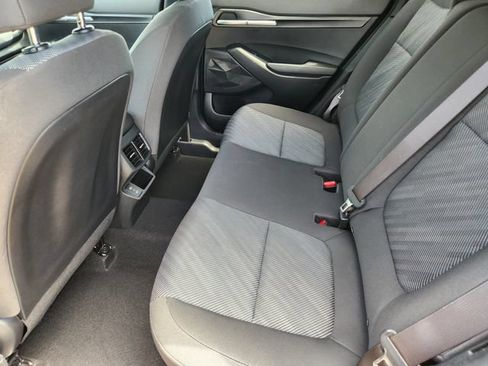 Certified 2026 Kia Seltos LX FWD image 28