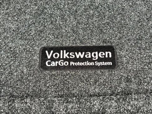 New 2025 Volkswagen Taos SE image 41