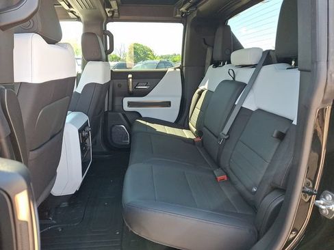 Used 2025 GMC Hummer EV 3X AWD/4WD image 18