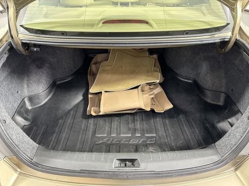 Used 2009 Honda Accord EX-L image 32
