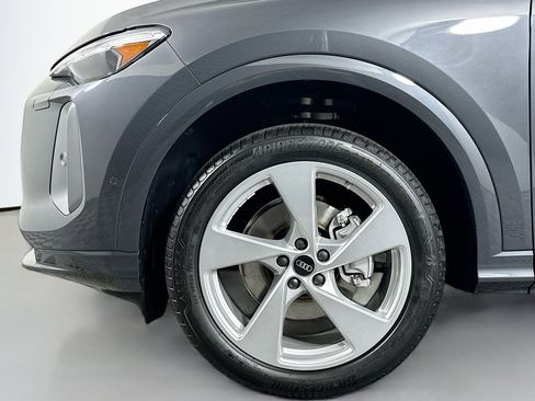 New 2025 Audi Q5 Premium Plus image 11