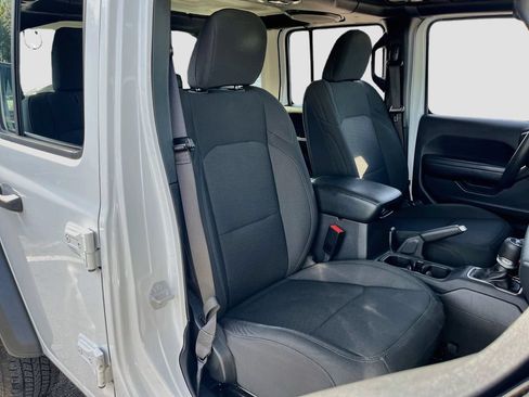 Used 2020 Jeep Wrangler Unlimited Sport AWD/4WD image 26