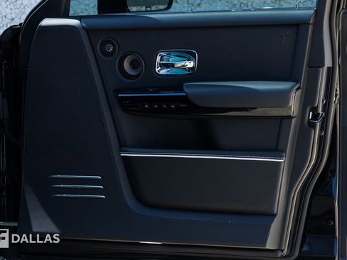 Used 2023 Rolls-Royce Phantom Extended Wheelbase RWD image 46