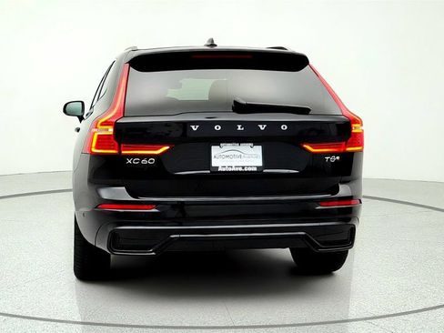 Used 2025 Volvo XC60 T8 Plus w/ Protection Package Premier AWD/4WD image 6