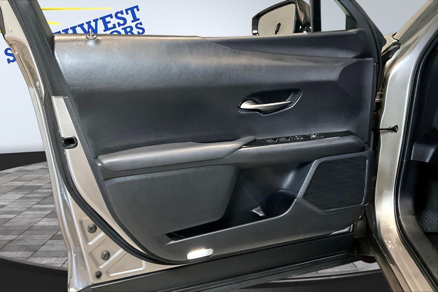 Used 2019 Lexus UX 250h w/ Accessory Package 2 AWD/4WD image 20