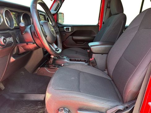 Used 2019 Jeep Wrangler Unlimited Sport S AWD/4WD image 9