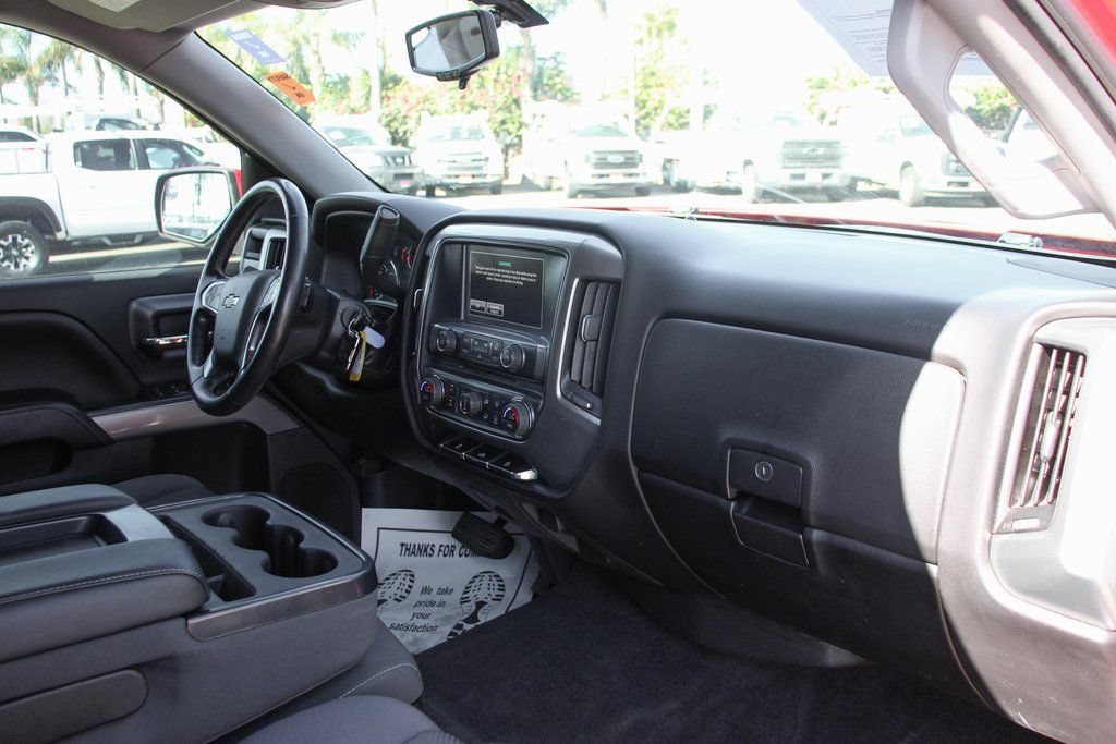 Used 2018 Chevrolet Silverado 1500 LT w/ Texas Edition AWD/4WD image 35