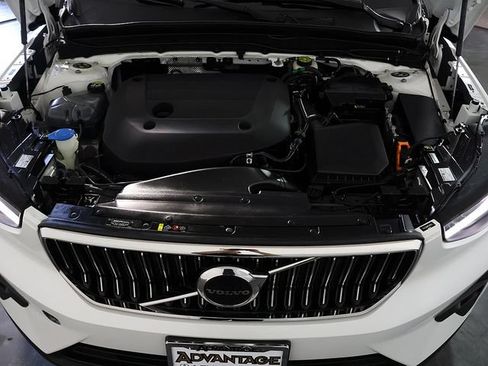 Used 2023 Volvo XC40 B5 Plus w/ Protection Package Premier AWD/4WD image 36