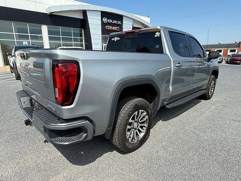 Used 2023 GMC Sierra 1500 AT4 w/ AT4 Premium Package AWD/4WD image 3