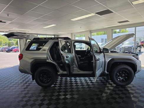 New 2026 Toyota 4Runner TRD Off-Road AWD/4WD image 16