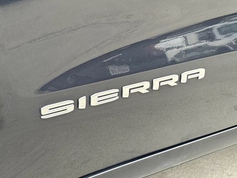 Used 2025 GMC Sierra 1500 SLT AWD/4WD image 44