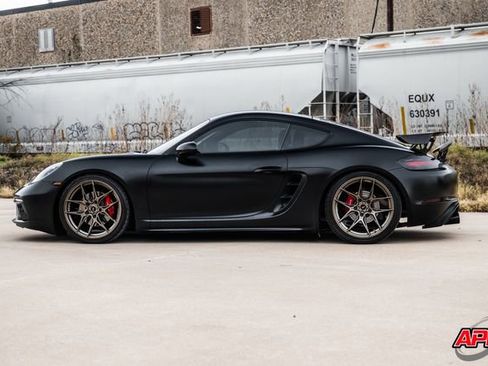 Used 2017 Porsche 718 Cayman image 41