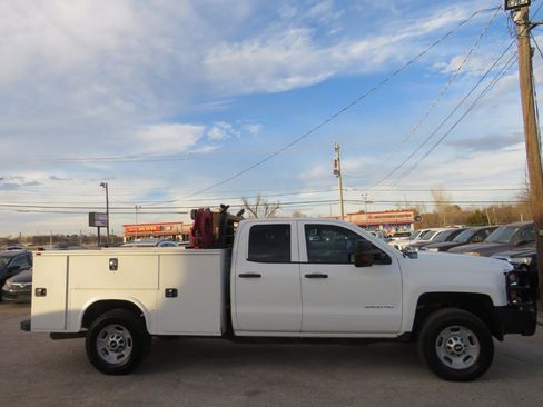Used 2019 Chevrolet Silverado 2500 W/T w/ WT Convenience Package AWD/4WD image 28