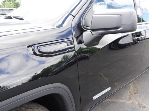 Used 2023 GMC Sierra 1500 Elevation AWD/4WD image 8