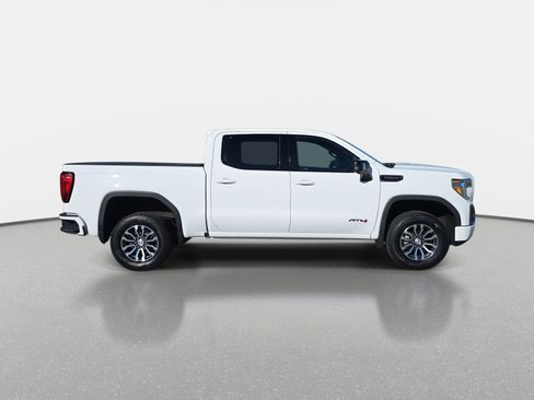Used 2021 GMC Sierra 1500 AT4 w/ AT4 Premium Package image 4
