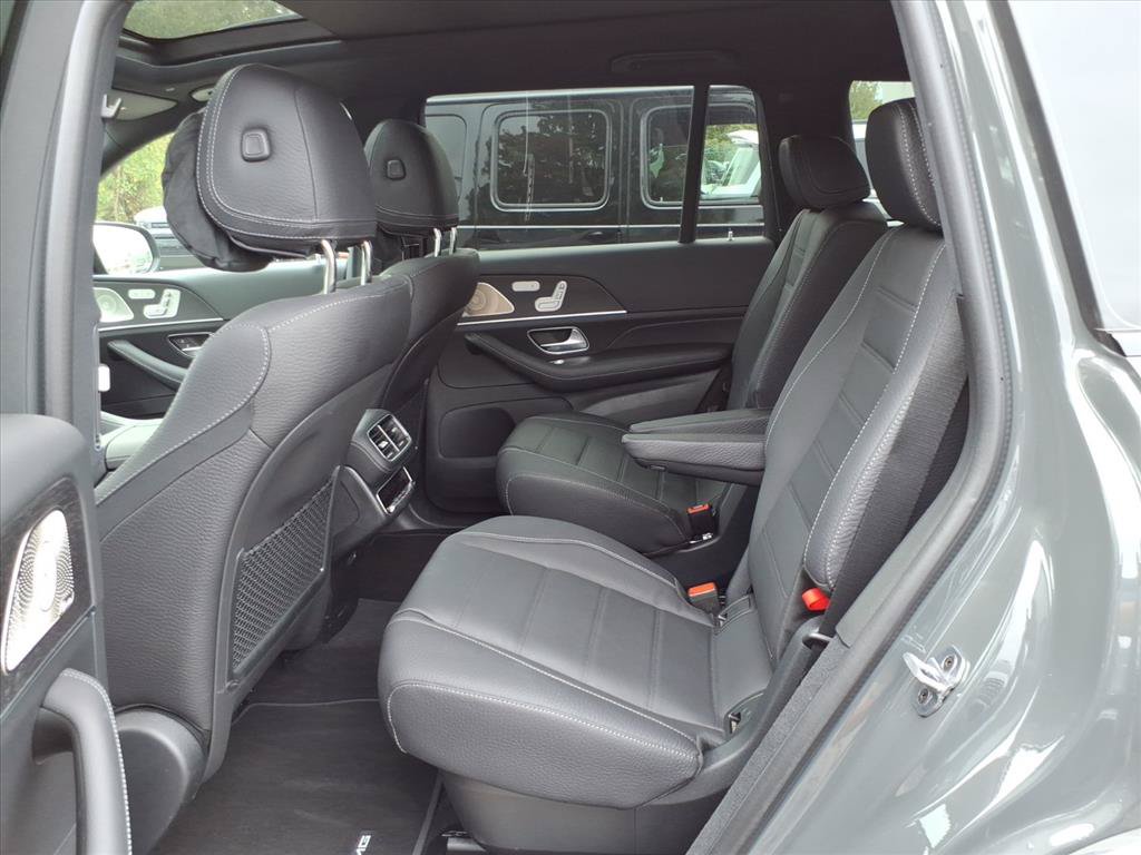 Used 2026 Mercedes-Benz GLS 450 4MATIC image 12