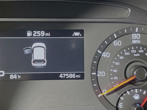 Used 2022 Kia Soul Turbo FWD image 22