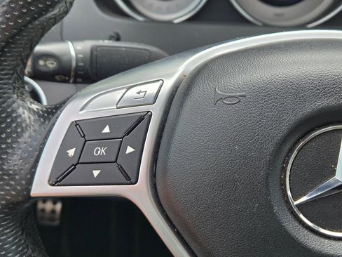 Used 2014 Mercedes-Benz C 250 Sedan image 19