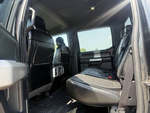 Used 2015 Ford F150 Lariat w/ Equipment Group 502A Luxury AWD/4WD image 6