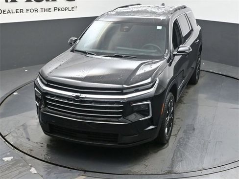 New 2026 Chevrolet Traverse LT w/ Sun and Wheel Package image 25