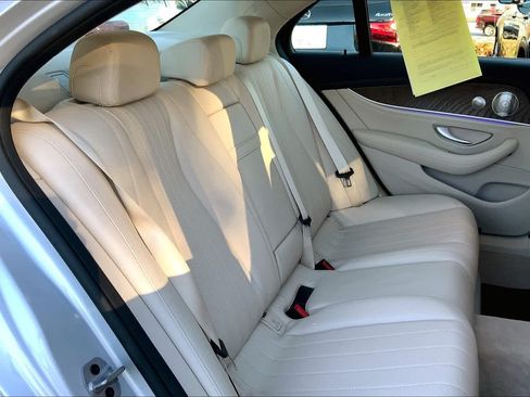 Certified 2020 Mercedes-Benz E 350 4MATIC Sedan image 20