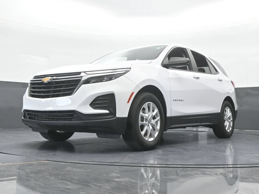 Used 2024 Chevrolet Equinox LS w/ LS Convenience Package FWD image 54