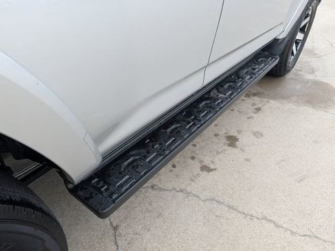 Used 2022 Toyota 4Runner TRD Off-Road Premium AWD/4WD image 30