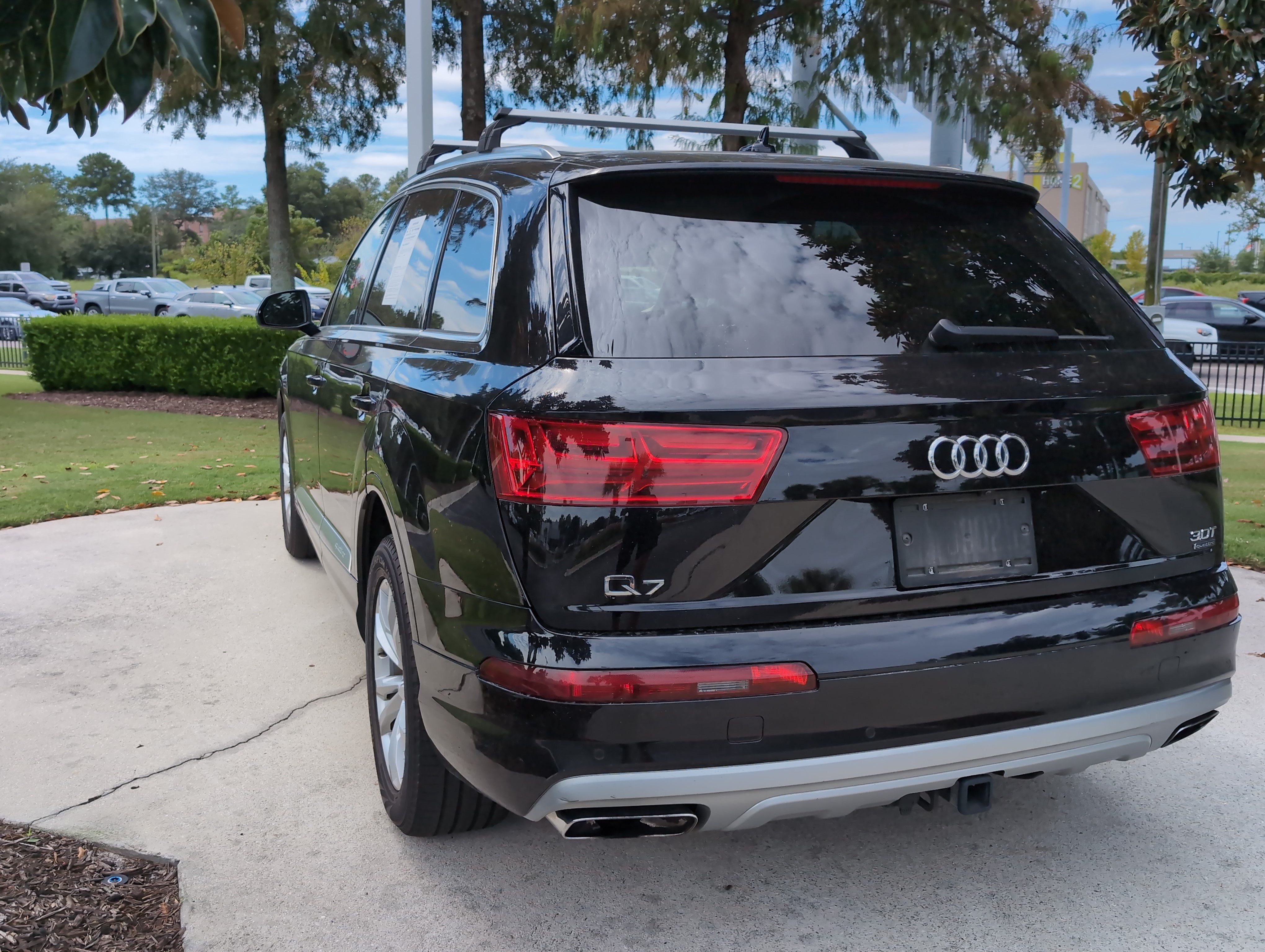Used 2018 Audi Q7 3.0T Premium Plus AWD/4WD image 8