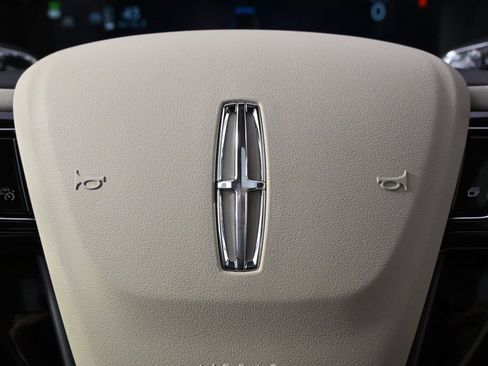 New 2026 Lincoln Corsair Premiere image 37