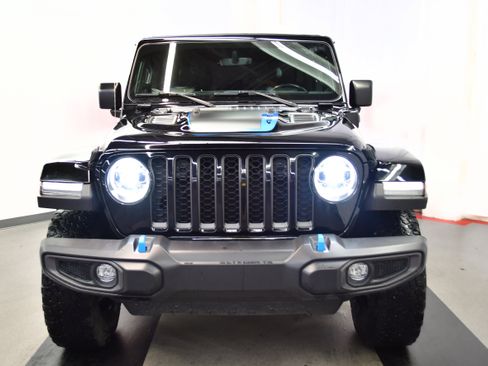 Used 2022 Jeep Wrangler Unlimited Rubicon 4xe w/ Cold Weather Group image 5